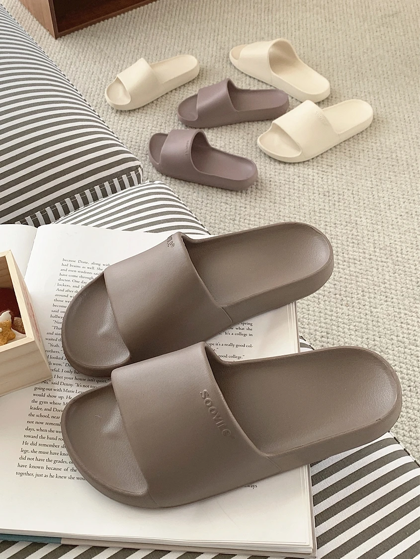 Simple Design Men's And Women's Slippers Indoor Home Use Anti-Slip Bathroom EVA Flat Heel Slippers Summer Season Pure Color
Simple Design Men's And Women's Slippers Indoor Home Use Anti-Slip Bathroom EVA Flat Heel Slippers Summer Season Pure Color