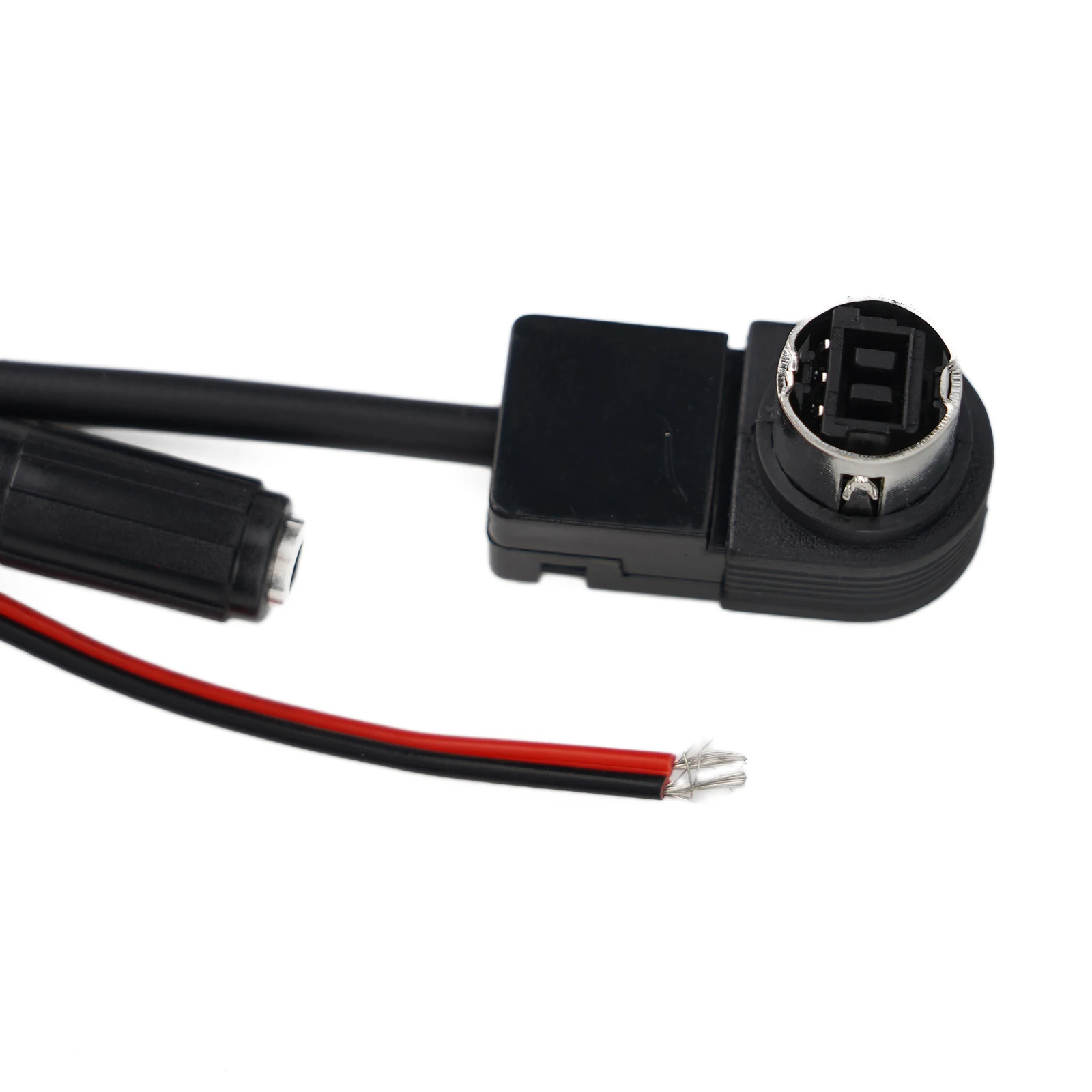 5 0 AUX Audio Adapter Cable for Alpine IDAX100 IDAX200 Supports Audio Transmission and Microphone Handsfree Function
5 0 AUX Audio Adapter Cable for Alpine IDAX100 IDAX200 Supports Audio Transmission and Microphone Handsfree Function