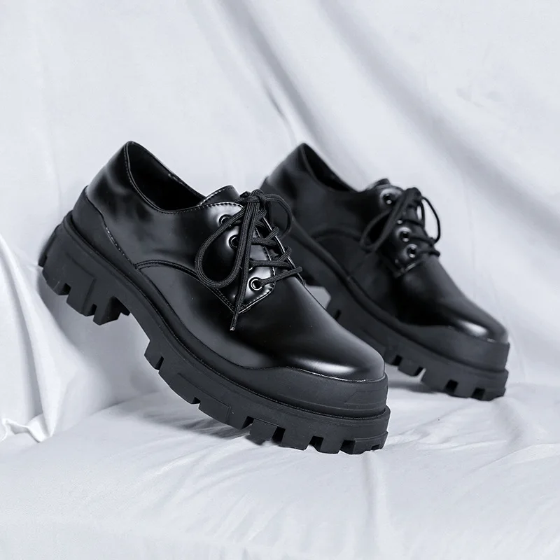 Men's Glossy Leather Platform Derby Shoes Lace Up Chunky Oxford Boots Vintage Formal Business Casual Streetwear Dress Footwear
Men's Glossy Leather Platform Derby Shoes Lace Up Chunky Oxford Boots Vintage Formal Business Casual Streetwear Dress Footwear