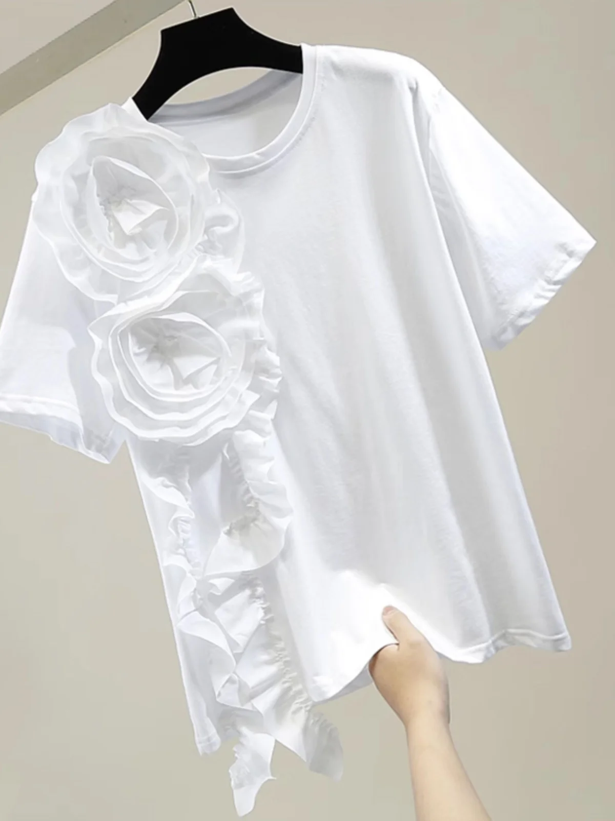 Korean Style Loose Fit Women's T-Shirt Spring Summer Heavy Embroidery 3D Flowers Splicing Ear Look Short Sleeve round Neck
Korean Style Loose Fit Women's T-Shirt Spring Summer Heavy Embroidery 3D Flowers Splicing Ear Look Short Sleeve round Neck