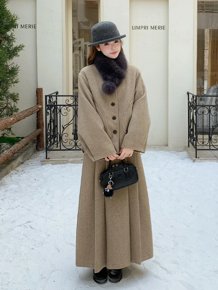 2026 Autumn Winter Korean Style Woolen Coat And Skirt Set Elegant Long Sleeve round Neck Open Cardigan with Drawstring Design
2026 Autumn Winter Korean Style Woolen Coat And Skirt Set Elegant Long Sleeve round Neck Open Cardigan with Drawstring Design