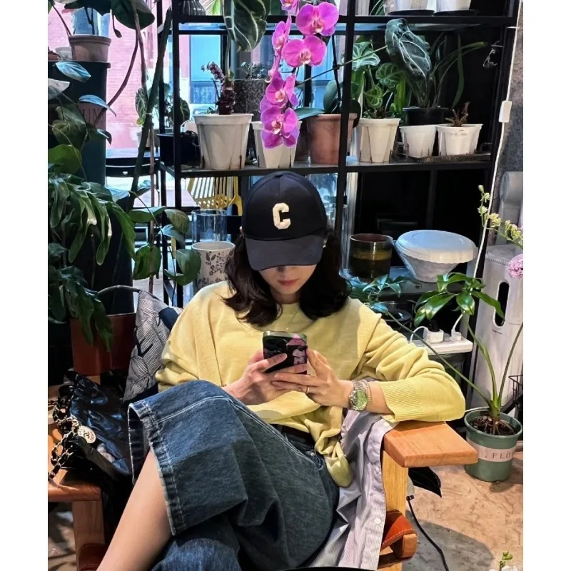 2026 New Unisex Letter C Baseball Caps Ins Trendy Summer UV Protection Sun Hat Casual Outdoor Sports Visor Hat
2026 New Unisex Letter C Baseball Caps Ins Trendy Summer UV Protection Sun Hat Casual Outdoor Sports Visor Hat