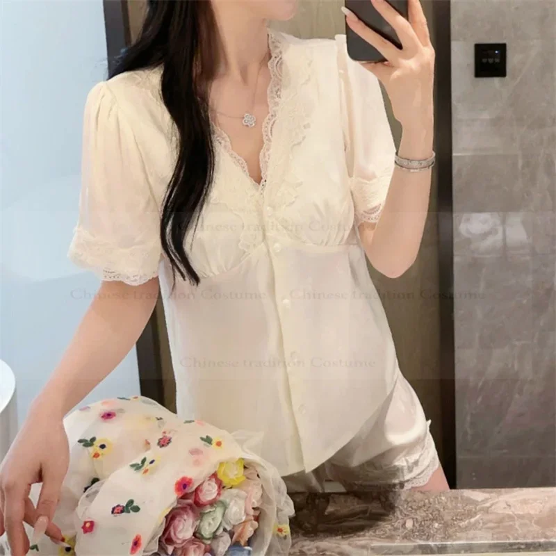 Jacquard Flower Loungewear Female Ice Silk Short Sleeve Shorts Set 2Pcs Pajamas French Style Sleepwear Elegant Nightwear
Jacquard Flower Loungewear Female Ice Silk Short Sleeve Shorts Set 2Pcs Pajamas French Style Sleepwear Elegant Nightwear