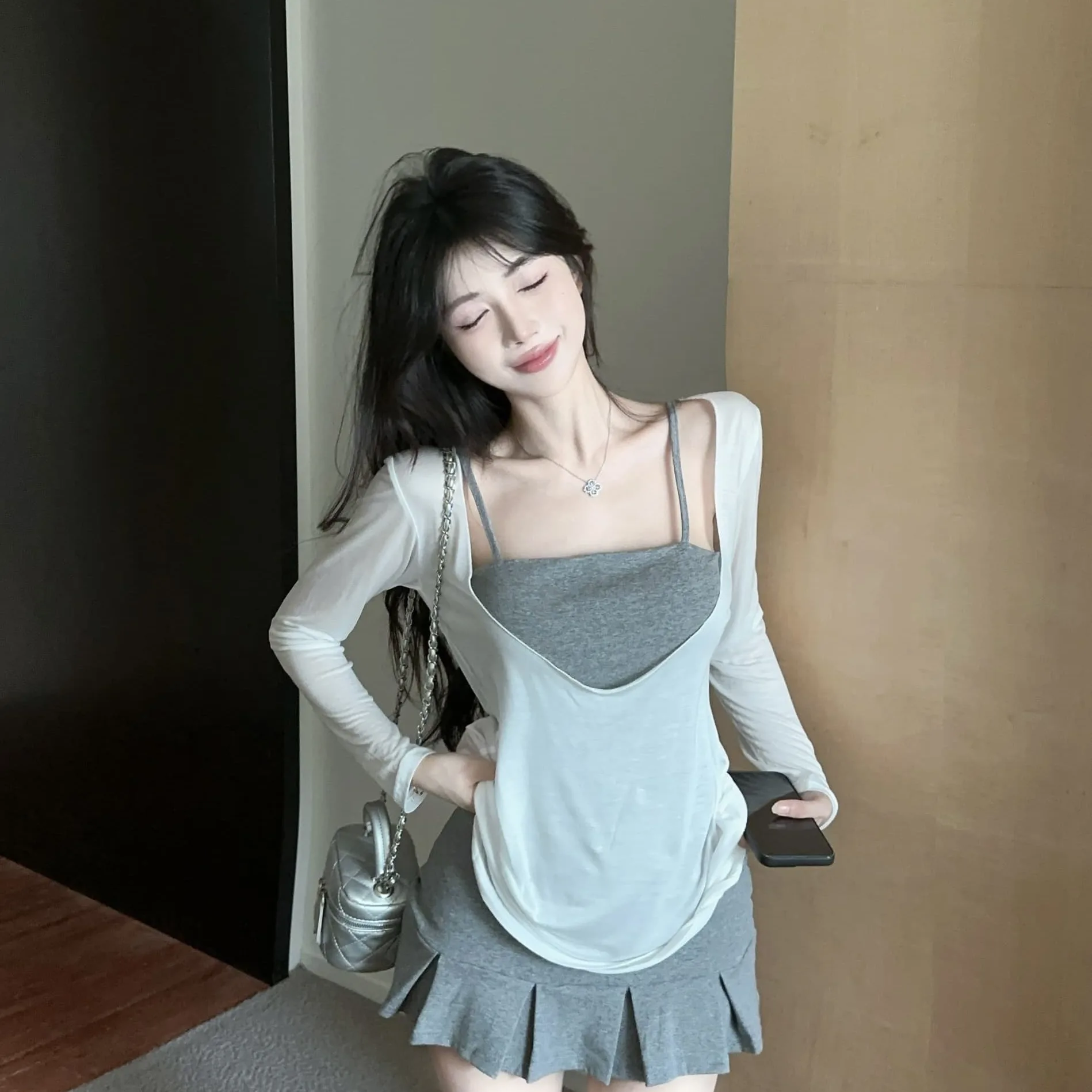 2025 Autumn New Faion Street Sle Fitn Running Vest ort Skirt Sun Protection Tee-piece Set Women Casual Wear
2025 Autumn New Faion Street Sle Fitn Running Vest ort Skirt Sun Protection Tee-piece Set Women Casual Wear