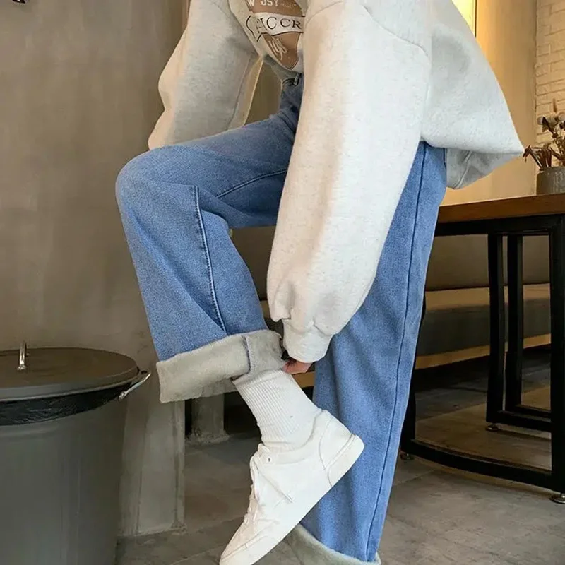 Jeans Women 2022 Autumn Winter New Versatile Loose Straight Pants Female Casual High Waist Plus Velvet Thick Wide Leg Trousers
Jeans Women 2022 Autumn Winter New Versatile Loose Straight Pants Female Casual High Waist Plus Velvet Thick Wide Leg Trousers