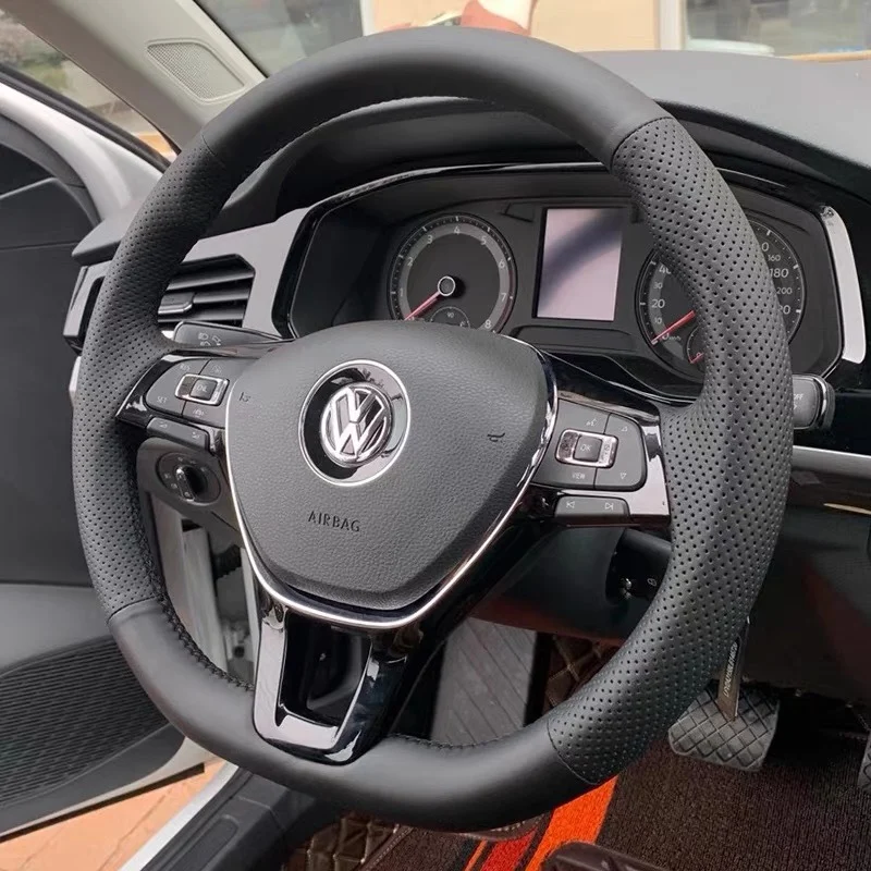 Чехлы на руль, сшитые вручную специально разработанные для Volkswagen Tiguan, Santana, Sagitar, Lamando и Magotan, Bora
Чехлы на руль, сшитые вручную специально разработанные для Volkswagen Tiguan, Santana, Sagitar, Lamando и Magotan, Bora