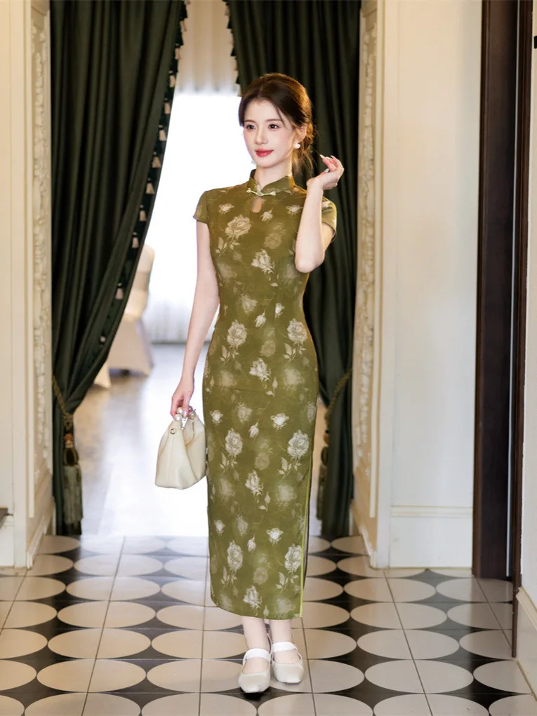 2026 Spring/Summer New Cheongsam Double Layer Velvet Short sleeved Long Cheongsam Green Girl Cheongsam
2026 Spring/Summer New Cheongsam Double Layer Velvet Short sleeved Long Cheongsam Green Girl Cheongsam