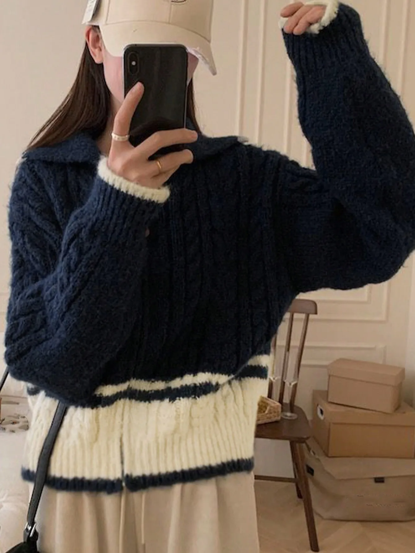 Korean Chic Autumn and Winter Preppy Style Retro Lapel Contrasting Color Cardigan Lazy Age-Reducing Twist Sweater Jacket for Women
Korean Chic Autumn and Winter Preppy Style Retro Lapel Contrasting Color Cardigan Lazy Age-Reducing Twist Sweater Jacket for Women