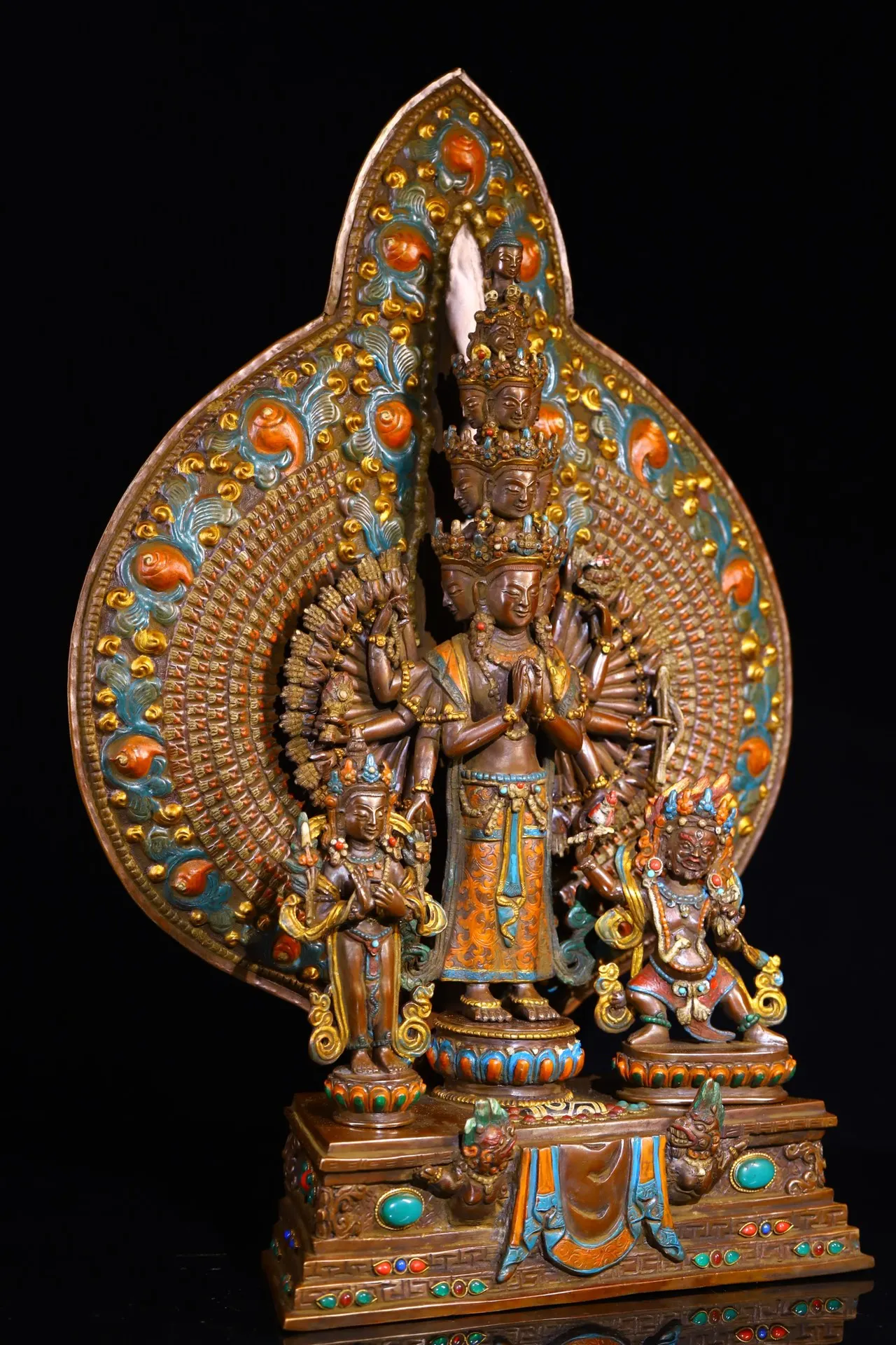 16"Tibetan Temple Collection Old Purple Bronze Cinnabar Mosaic Gem gZi Beads 1000 Arm Guanyin Buddha Backlight Worship Hall
16"Tibetan Temple Collection Old Purple Bronze Cinnabar Mosaic Gem gZi Beads 1000 Arm Guanyin Buddha Backlight Worship Hall