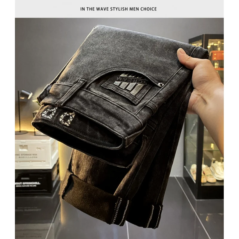 Мужская одежда, универсальные американские элитные черные джинсы, мужские узкие брюки2025, осенний новый стиль, крутые шаровары, повседневные длинные брюки
Мужская одежда, универсальные американские элитные черные джинсы, мужские узкие брюки2025, осенний новый стиль, крутые шаровары, повседневные длинные брюки