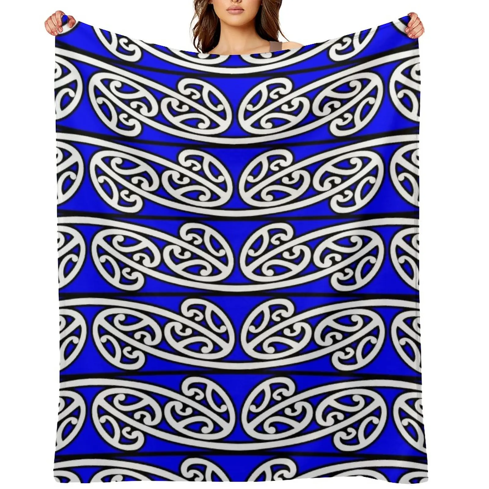Kowhaiwhai Pattern, Mangopare, Version 5, Blue, Large Throw Blanket sofa bed Personalized Gift cosplay anime manga Blankets
Kowhaiwhai Pattern, Mangopare, Version 5, Blue, Large Throw Blanket sofa bed Personalized Gift cosplay anime manga Blankets