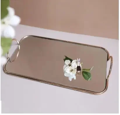 Golden Edge Glass Mirror Tray Metal Trays Decorative Fruit Storage Plate Jewelry Necklace Display Plate Cosmetics Organizer Tray
Golden Edge Glass Mirror Tray Metal Trays Decorative Fruit Storage Plate Jewelry Necklace Display Plate Cosmetics Organizer Tray