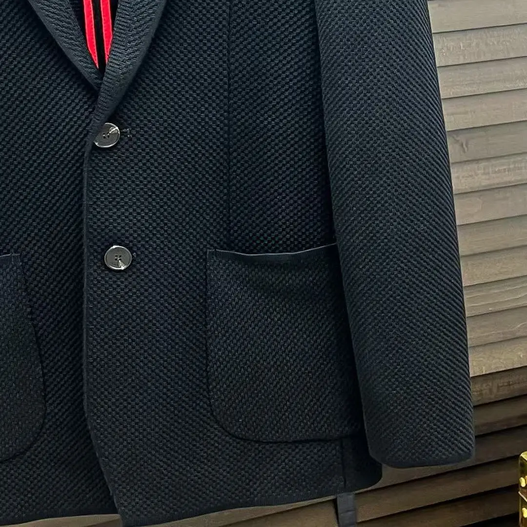 Kiton Italian men's clothing autumn and winter new fashion old money style business casual versatile long-sleeved lapel suit
Kiton Italian men's clothing autumn and winter new fashion old money style business casual versatile long-sleeved lapel suit