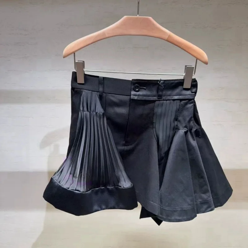 Black High Waist Pleated Short Pants Asymmetrical Design Fashionable Individuality Cotton Linen Material Ladies Casual Pants
Black High Waist Pleated Short Pants Asymmetrical Design Fashionable Individuality Cotton Linen Material Ladies Casual Pants