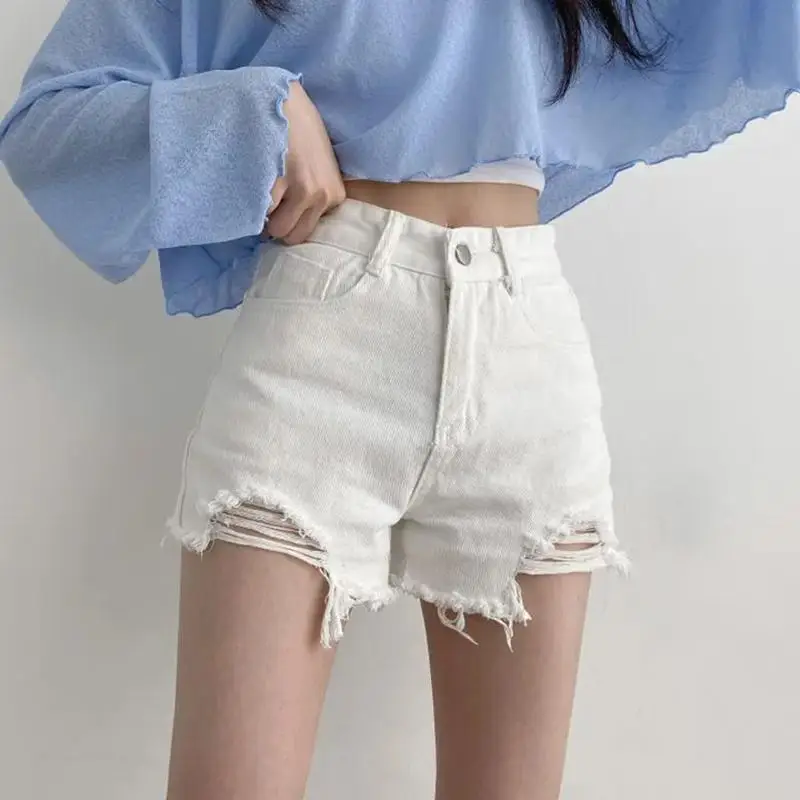 Casual High Waist Denim Shorts Women Summer Plus Size Pocket Tassel Hole Ripped Jeans Short Female Femme Short Pants Women
Casual High Waist Denim Shorts Women Summer Plus Size Pocket Tassel Hole Ripped Jeans Short Female Femme Short Pants Women