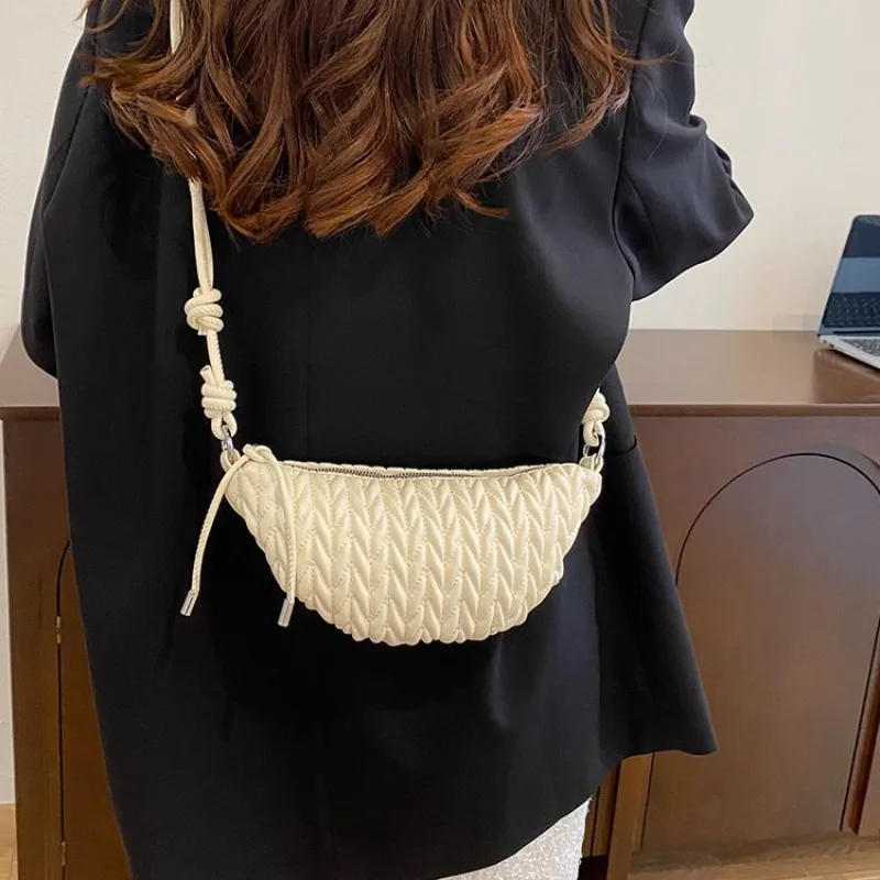 Elegant Women's Diaper Bag Minimalist Crossbody Handbag Luxury Designer Tote Vintage Leather Original Retro Party Bag
Elegant Women's Diaper Bag Minimalist Crossbody Handbag Luxury Designer Tote Vintage Leather Original Retro Party Bag