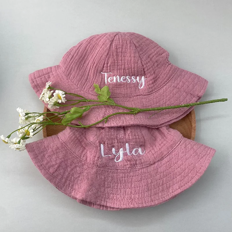 Детская шапочка-боннет из хлопка с вышитым именем, солнцезащитная кепка с надписью для детей, подарок на рождение ребенка
Детская шапочка-боннет из хлопка с вышитым именем, солнцезащитная кепка с надписью для детей, подарок на рождение ребенка