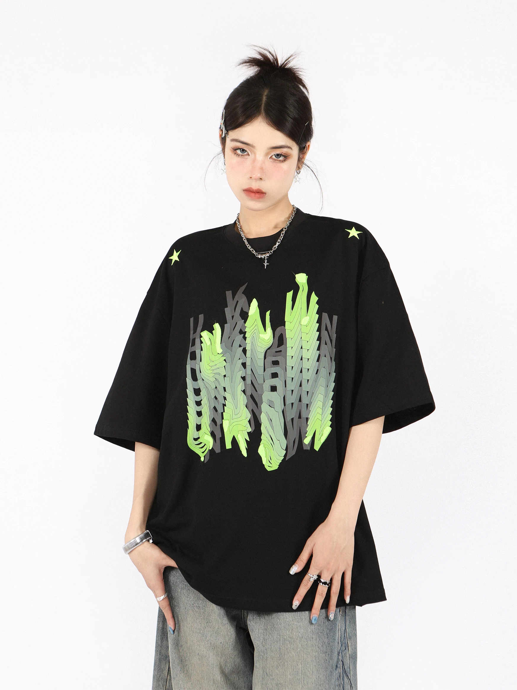 High Quality Hot Selling Wholesale Retro Phantom Printed Short Sleeved T-shirt Women Summer Design Oversized Couple Top Vintage
High Quality Hot Selling Wholesale Retro Phantom Printed Short Sleeved T-shirt Women Summer Design Oversized Couple Top Vintage