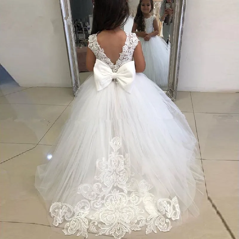 Cute Flower Girl Dresses for Wedding Big Bow Appliques Long Little Pageant Gowns Girls First Communion Gowns for Weddings
Cute Flower Girl Dresses for Wedding Big Bow Appliques Long Little Pageant Gowns Girls First Communion Gowns for Weddings