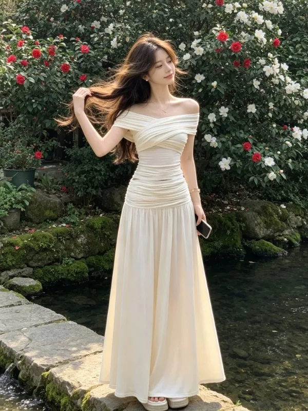 Sexy Slimming One-Shoulder Summer Vacation Style Skirt Set Women's Fashionable Two-Piece Outfit Comfortable Breathable Material
Sexy Slimming One-Shoulder Summer Vacation Style Skirt Set Women's Fashionable Two-Piece Outfit Comfortable Breathable Material