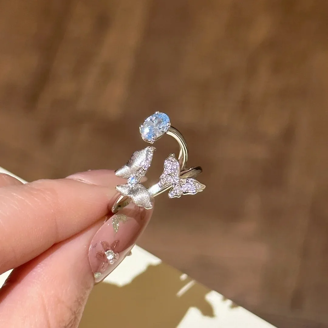 925 Sterling Silver Brushed Craft Butterfly Wings Water Drop Blue Topaz Zircon Ring Elegant Light Luxury Jewelry
925 Sterling Silver Brushed Craft Butterfly Wings Water Drop Blue Topaz Zircon Ring Elegant Light Luxury Jewelry