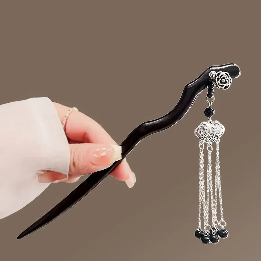 Vintage Wood Tassel Step Shaking Chopstick Hair Stick New Girl Chinese Traditional Style Hair Accessory
Vintage Wood Tassel Step Shaking Chopstick Hair Stick New Girl Chinese Traditional Style Hair Accessory