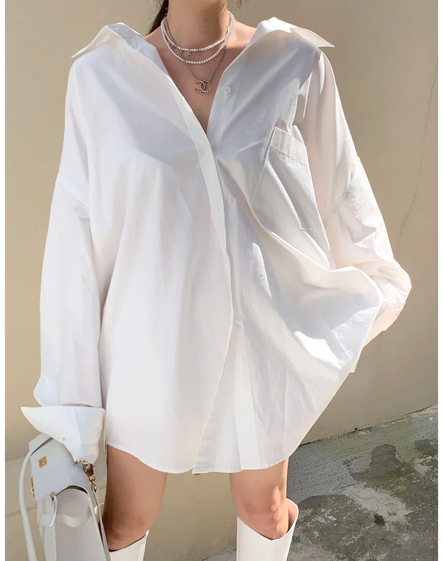 White Oversized V-Ne irt Women's Autumn New Sle Sexy Ele Versatile Boyfriend irt Lazy Sle Long Sve Collar 
White Oversized V-Ne irt Women's Autumn New Sle Sexy Ele Versatile Boyfriend irt Lazy Sle Long Sve Collar
