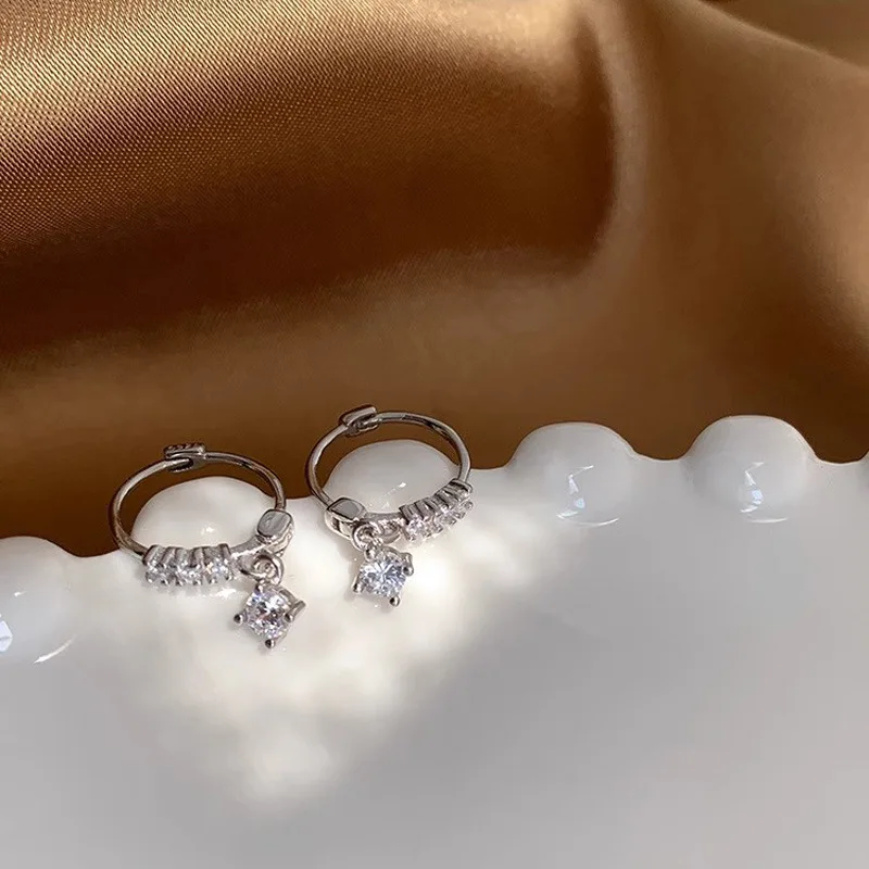 925 Sterling Silver Simple Luxury Zircon Small Earrings For Woman Piercing Wedding Elegant Jewellery Prevent Allergies Money 925
925 Sterling Silver Simple Luxury Zircon Small Earrings For Woman Piercing Wedding Elegant Jewellery Prevent Allergies Money 925