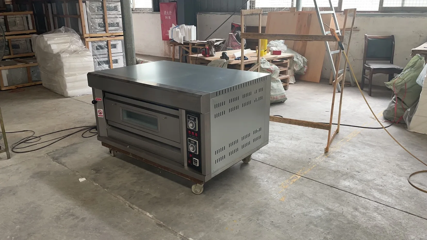 4-Deck 16-Tray Large Capacity Portable Gas Baking Oven for Bakery Use Commercial Professional Bread & Pizza Baking Machine
4-Deck 16-Tray Large Capacity Portable Gas Baking Oven for Bakery Use Commercial Professional Bread & Pizza Baking Machine