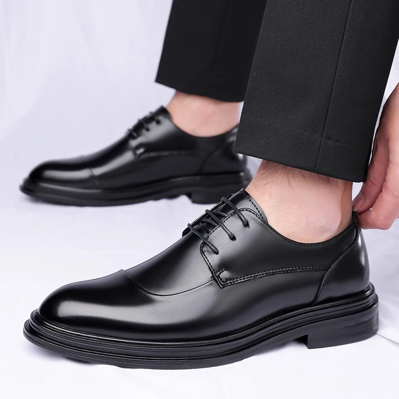 New Business Men's Leather Shoes Retro Minimalist British gentleman style Dress up party Office work Black or adult shoes
New Business Men's Leather Shoes Retro Minimalist British gentleman style Dress up party Office work Black or adult shoes
