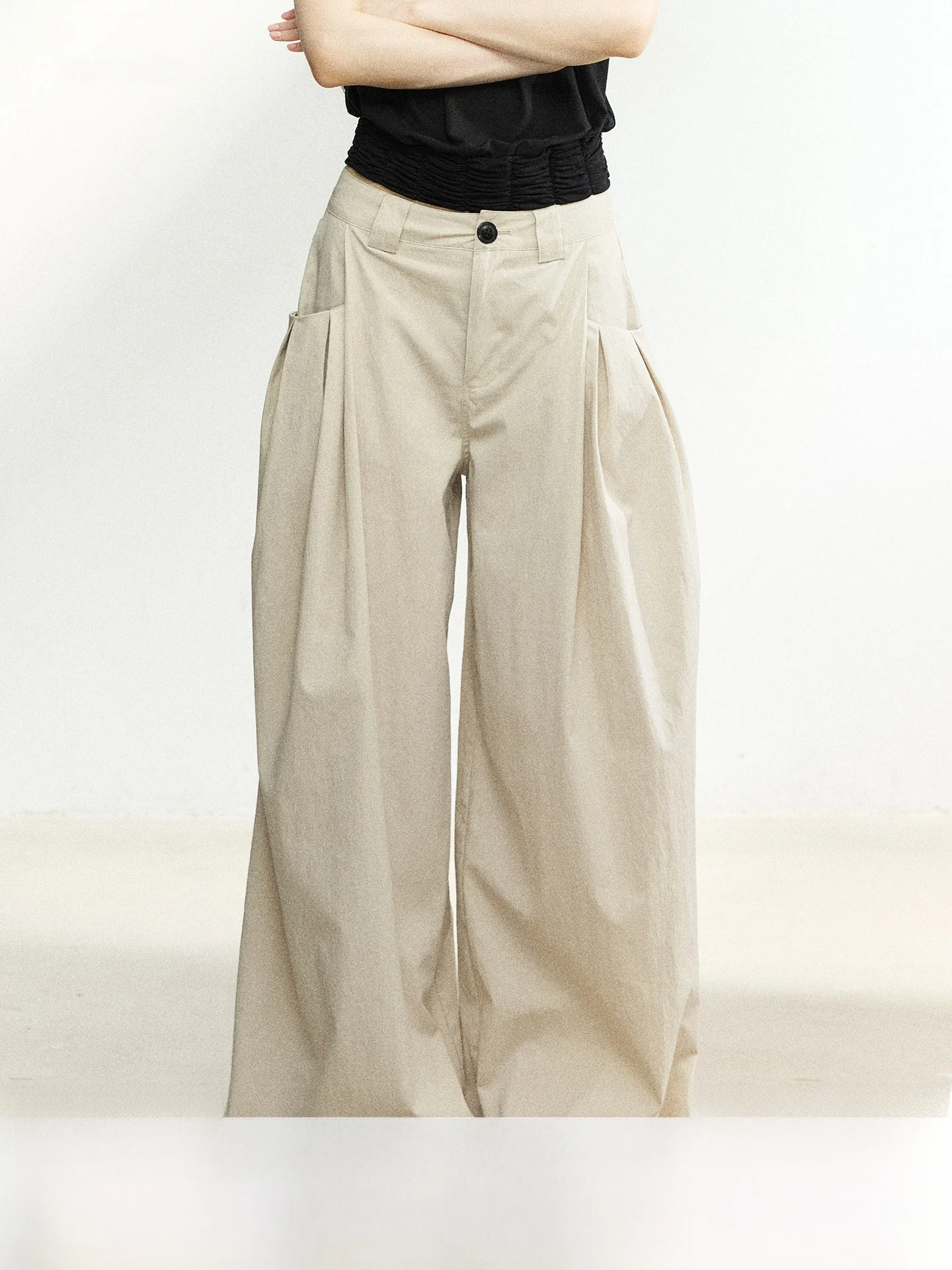 7Shiftin High Waist Wide Leg Pants Slimming Casual Loose Summer New Versatile Long Pants Simple Design Ladies Cotton Blend
7Shiftin High Waist Wide Leg Pants Slimming Casual Loose Summer New Versatile Long Pants Simple Design Ladies Cotton Blend