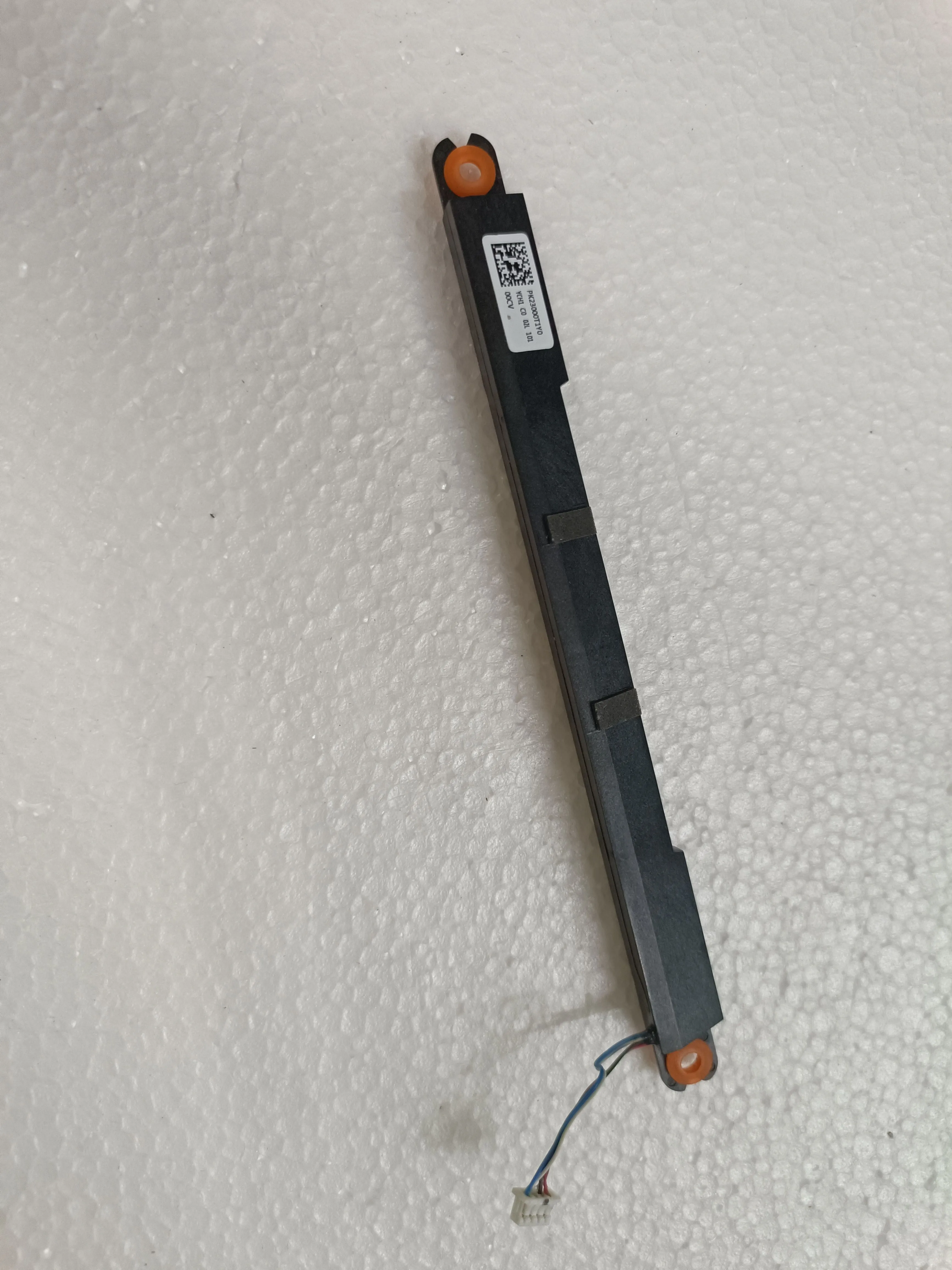 Оригинальный 5SB0S73516 встроенный динамик для Lenovo ThinkPad T14 Gen1 20UD/E 20S0/1 T15 20S6 20S7 P15S 20T4 20T5 20W6 20W7 P14S Gen1
Оригинальный 5SB0S73516 встроенный динамик для Lenovo ThinkPad T14 Gen1 20UD/E 20S0/1 T15 20S6 20S7 P15S 20T4 20T5 20W6 20W7 P14S Gen1