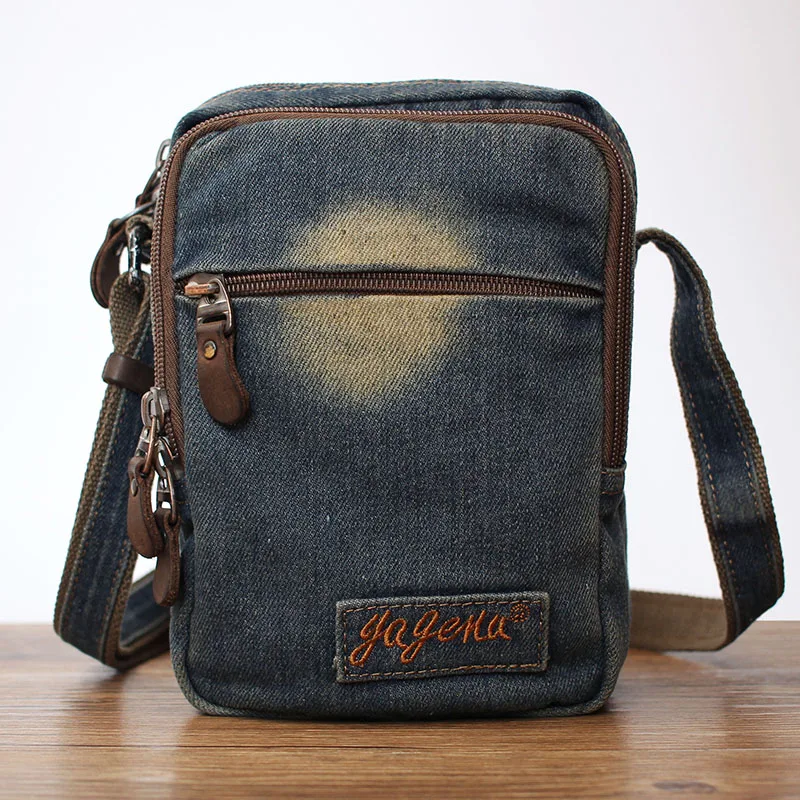 Retro Denim Crossbody Bag Unisex Casual Small Backpack Fashionable Korean Style Single Shoulder Sling Bag for Men And Women
Retro Denim Crossbody Bag Unisex Casual Small Backpack Fashionable Korean Style Single Shoulder Sling Bag for Men And Women