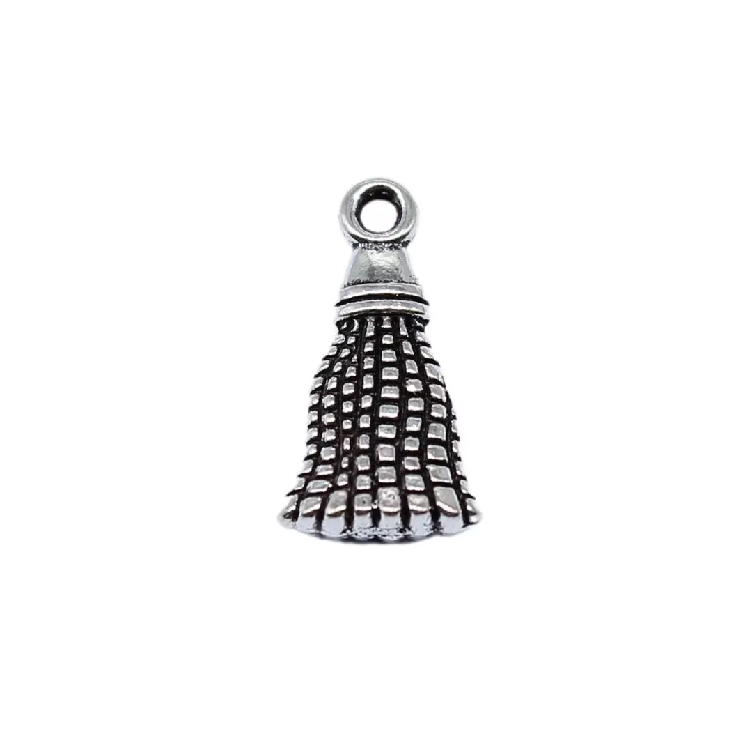 60pcs 13x7mm Zinc alloy metal tibetan silver plated charm T0776 for jewelry making
60pcs 13x7mm Zinc alloy metal tibetan silver plated charm T0776 for jewelry making