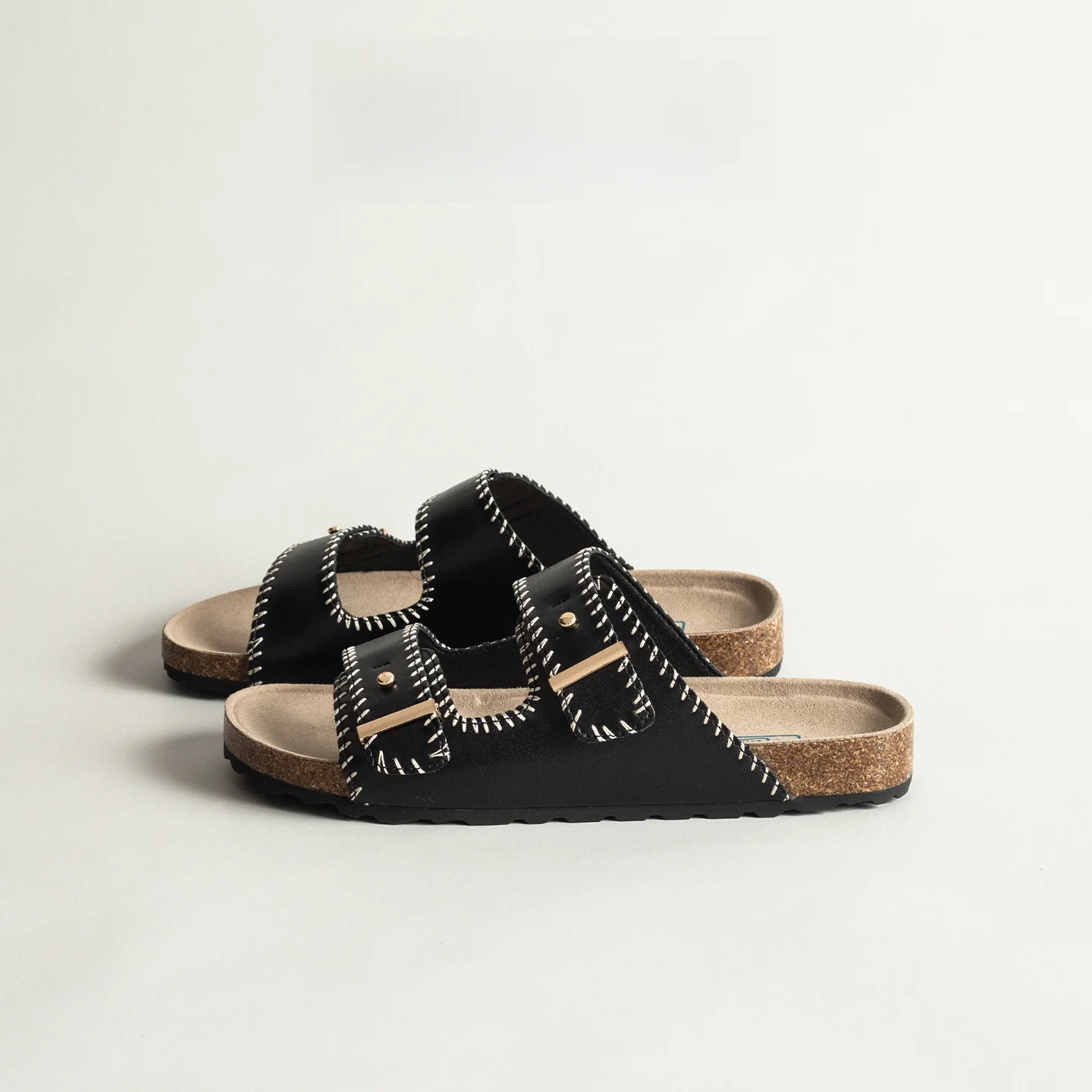 Genuine Leather Black Slippers Women's Summer New Style Retro Flat Thick Bottom Beach Outdoor Sandals
Genuine Leather Black Slippers Women's Summer New Style Retro Flat Thick Bottom Beach Outdoor Sandals