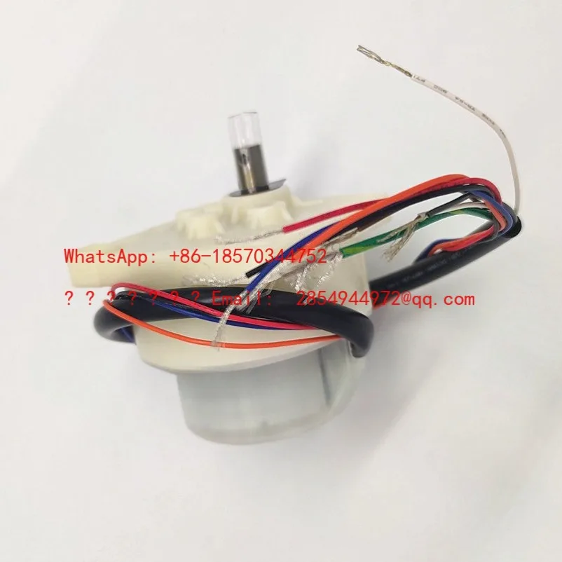 Оригинальный двигатель для льдогенератора Rocker Motor SR555A43-24 IM-240N-23
Оригинальный двигатель для льдогенератора Rocker Motor SR555A43-24 IM-240N-23