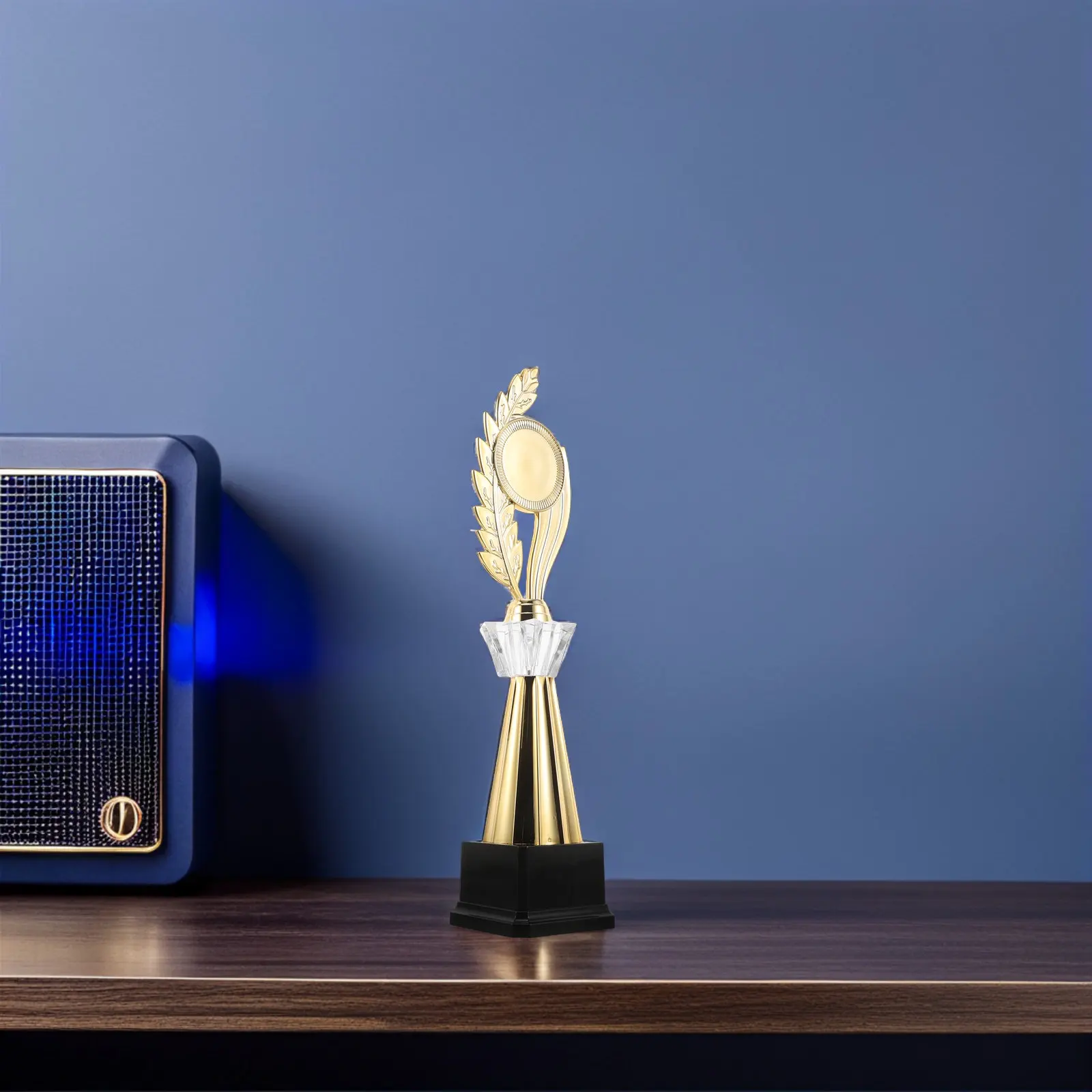Небольшой пластиковый золотой кубок-награда Spike Trophy для детских школьных соревнований, спортивных турниров, подарков на вечеринки и призов.
Небольшой пластиковый золотой кубок-награда Spike Trophy для детских школьных соревнований, спортивных турниров, подарков на вечеринки и призов.