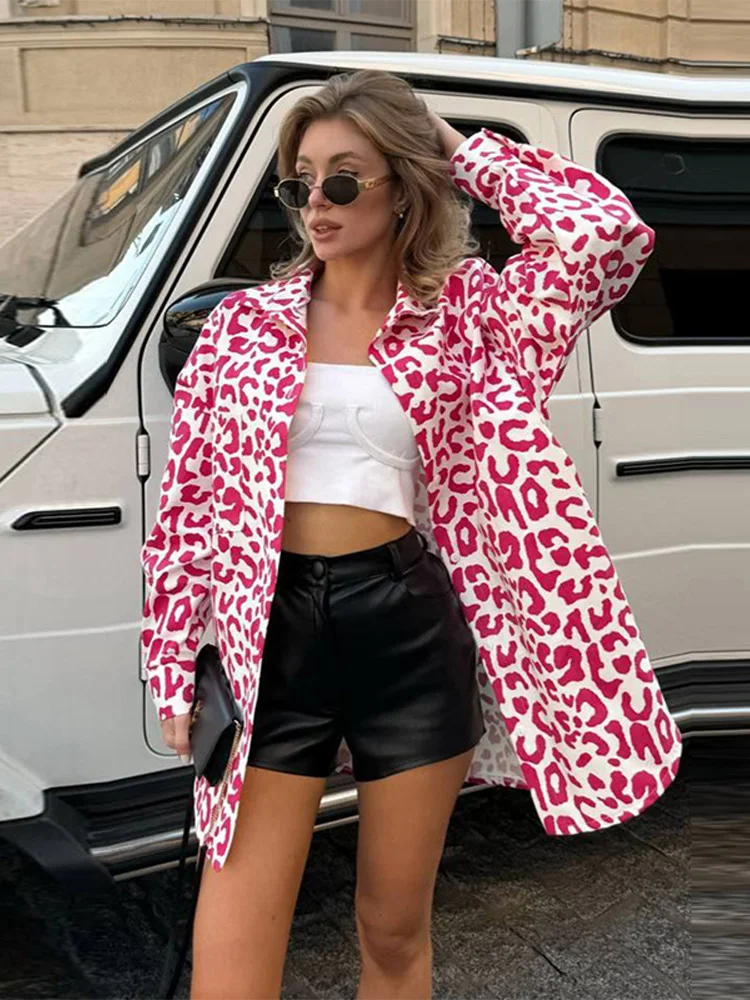 Casual Print Leopard Lapel Shirt Women Loose Single Breasted Long Sleeved Tops Female 2025 Chic Spring High Street Outwears
Casual Print Leopard Lapel Shirt Women Loose Single Breasted Long Sleeved Tops Female 2025 Chic Spring High Street Outwears 