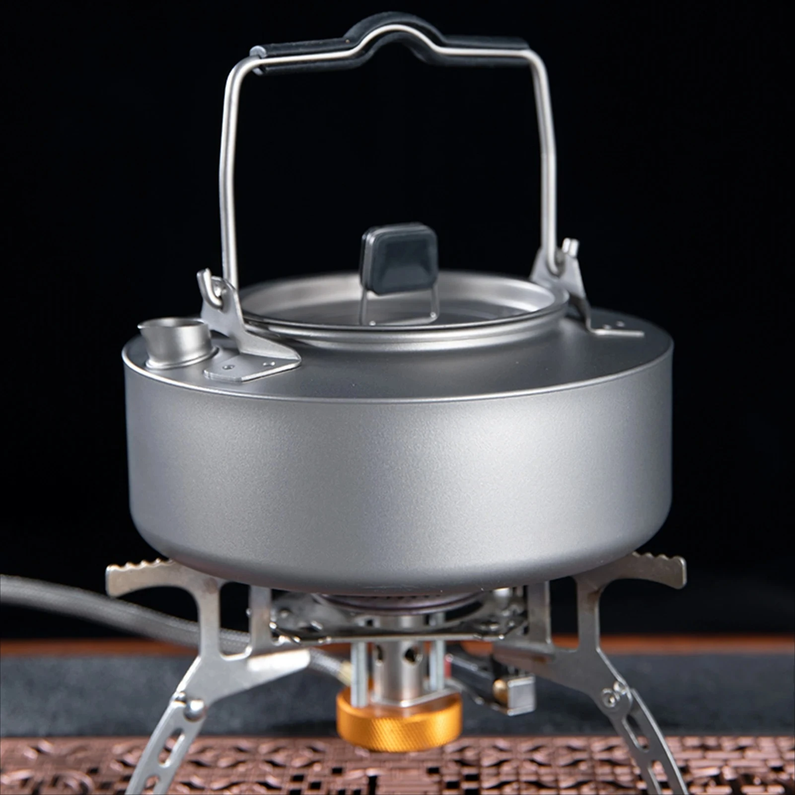 Camping Kettle 600ml Pure Titanium Tea Kettle Lightweight Rustproof Portable Outdoor Travel Camping Kettles for Boiling Water
Camping Kettle 600ml Pure Titanium Tea Kettle Lightweight Rustproof Portable Outdoor Travel Camping Kettles for Boiling Water