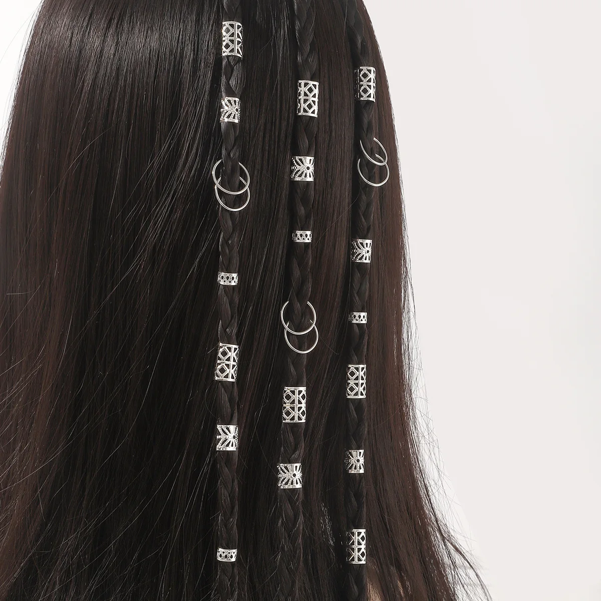 E-commerce new fashion metal opening 80-piece hair ring personality denim stage photo hair ring buckle
E-commerce new fashion metal opening 80-piece hair ring personality denim stage photo hair ring buckle