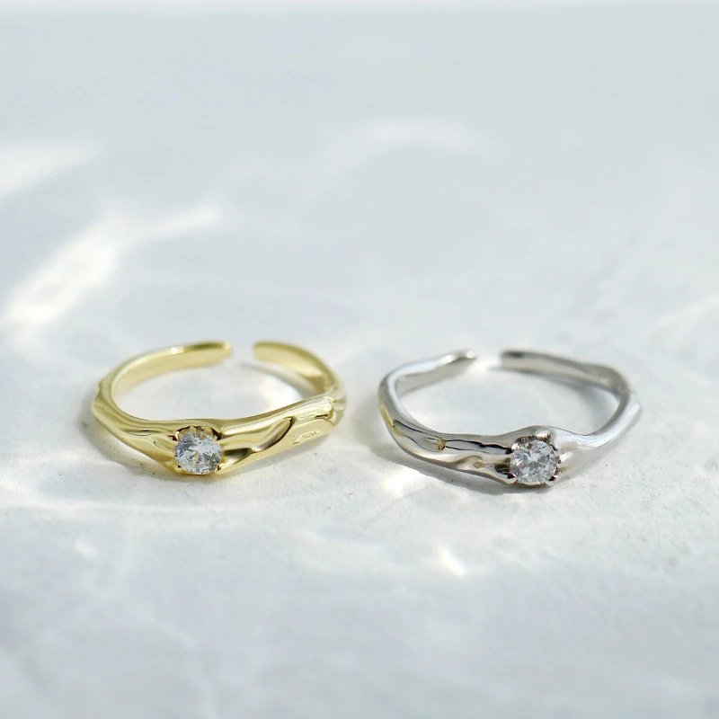 Best Selling Gold Plated S925 Sterling Silver Irregular Open Rings Sterling Silver Texture CZ Finger Ring For Party
Best Selling Gold Plated S925 Sterling Silver Irregular Open Rings Sterling Silver Texture CZ Finger Ring For Party
