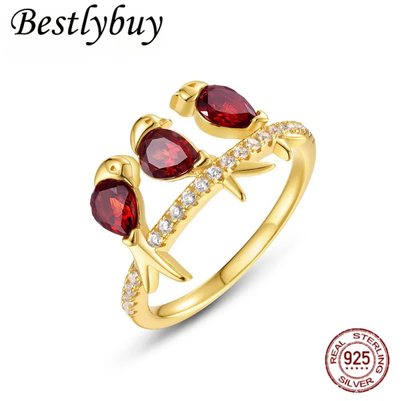 New Creative Cute Bird Ring from Japan And Korea 925 Pure Silver Fashionable Natural Red Garnet Jewelry Women's New Year Gift
New Creative Cute Bird Ring from Japan And Korea 925 Pure Silver Fashionable Natural Red Garnet Jewelry Women's New Year Gift