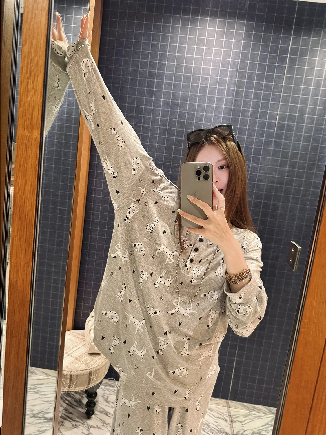 Qian Meixi Naked Sensation Modal Spot Dog Long Sleeve Sleepwear Set Casual Home Clothes Outdoor Wear Loose Fit Spring Fashion
Qian Meixi Naked Sensation Modal Spot Dog Long Sleeve Sleepwear Set Casual Home Clothes Outdoor Wear Loose Fit Spring Fashion