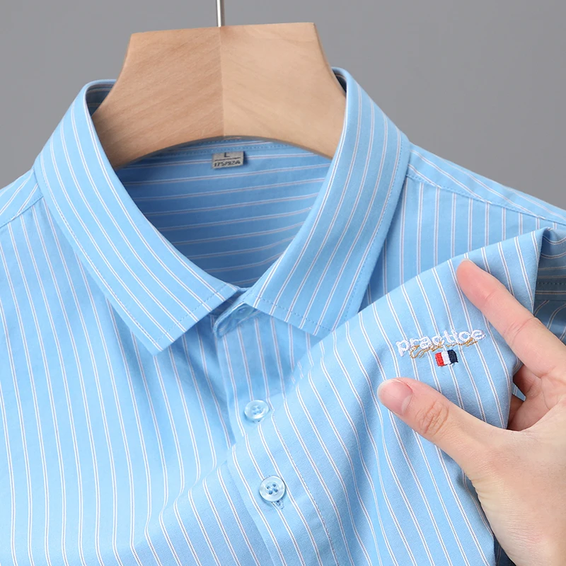 Summer Men's Lapel Casual Shirt High-end Korean Version Three-color Embroidery Color Matching Cotton Short-sleeved Cool M-4XL
Summer Men's Lapel Casual Shirt High-end Korean Version Three-color Embroidery Color Matching Cotton Short-sleeved Cool M-4XL