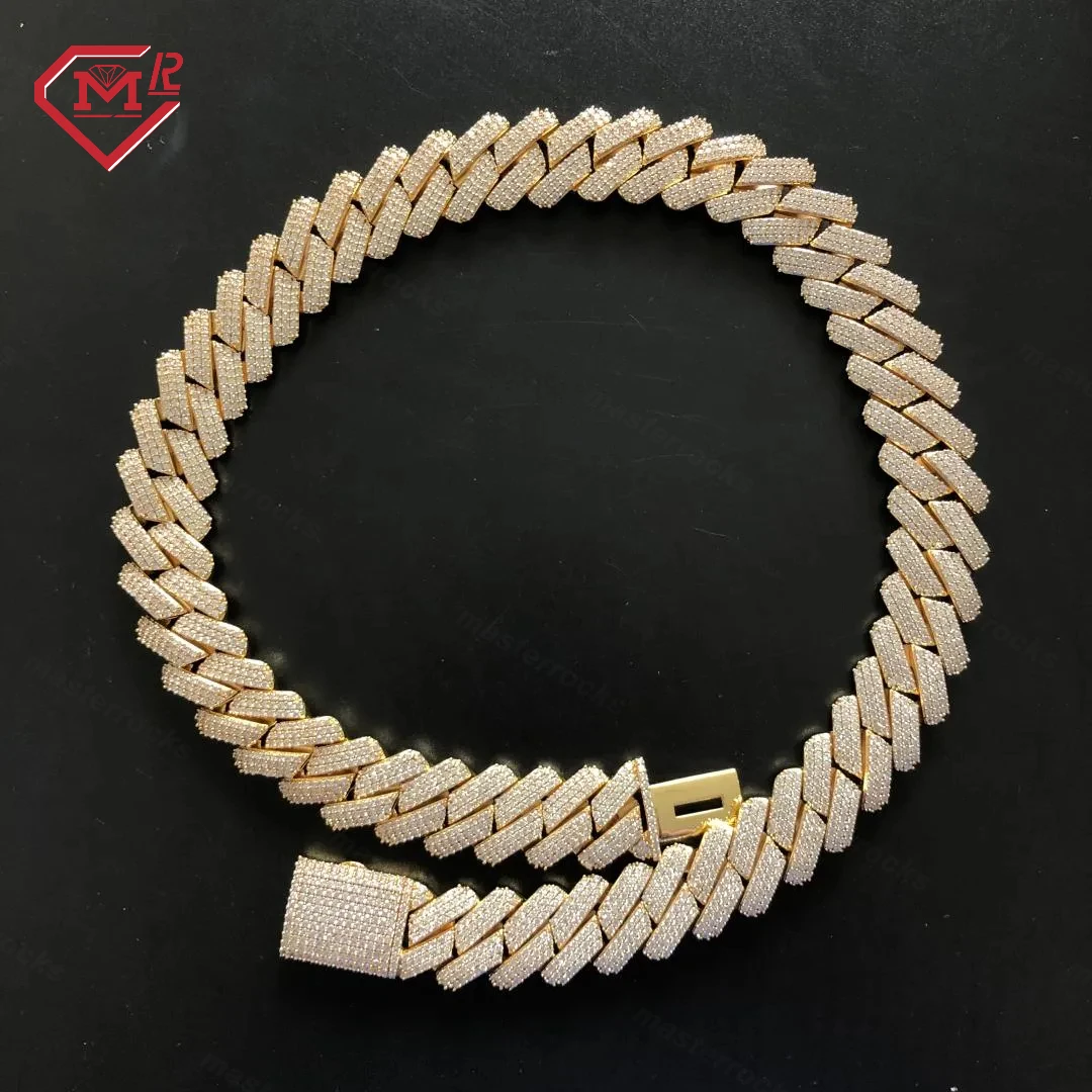 Полный Iced Out Heavy 17 мм кубинские цепочки зубец оправа 925 серебро Vvs Clarity муассанит хип-хоп кубинская цепочка ожерелье
Полный Iced Out Heavy 17 мм кубинские цепочки зубец оправа 925 серебро Vvs Clarity муассанит хип-хоп кубинская цепочка ожерелье