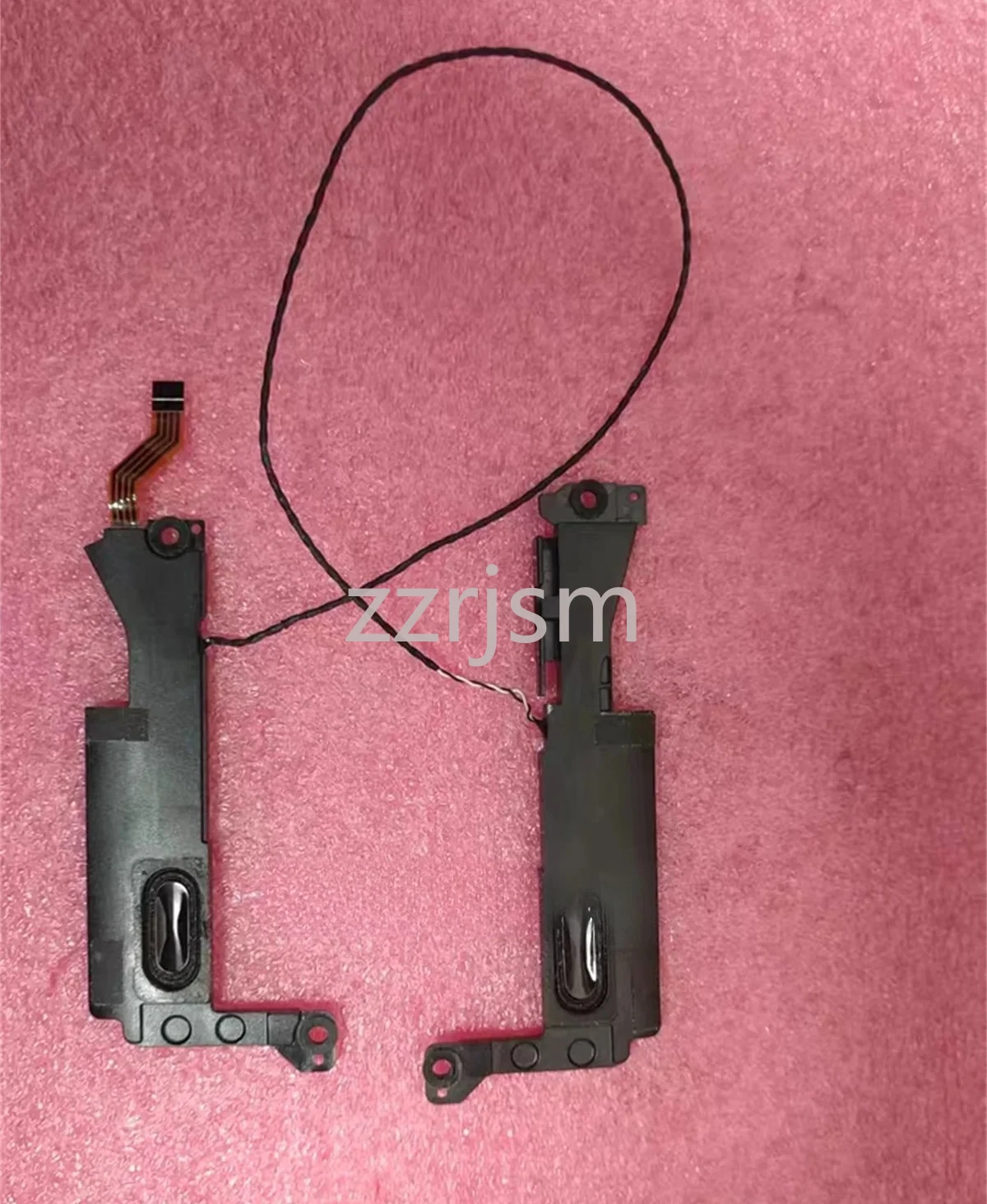 ДЛЯ Lenovo YOGA 3 PRO 1370 со встроенными левыми и правыми динамиками PK23000KB00
ДЛЯ Lenovo YOGA 3 PRO 1370 со встроенными левыми и правыми динамиками PK23000KB00