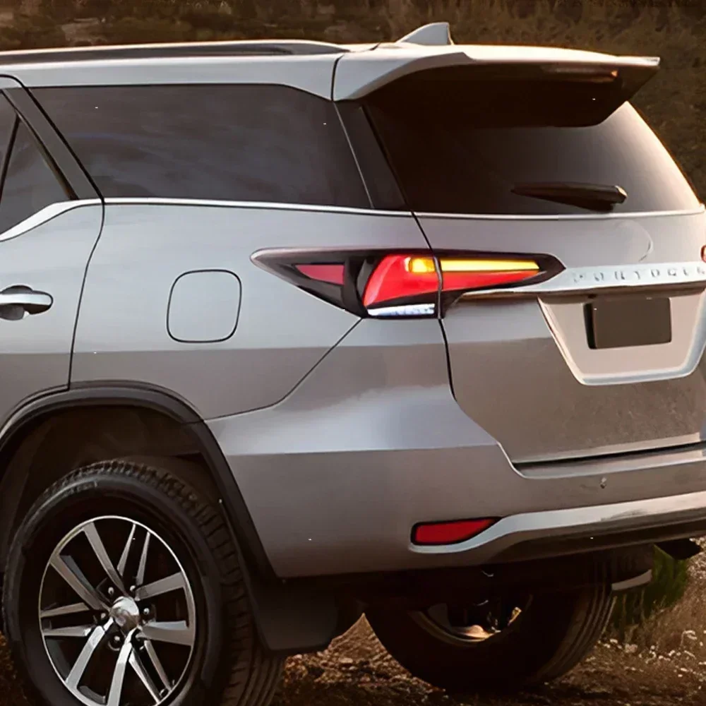 Авто задние фонари для Toyota Fortuner 2016-2020, обновление Lexus Design, светодиодный стример, поворот, автомобильные задние фонари, аксессуары в сборе
Авто задние фонари для Toyota Fortuner 2016-2020, обновление Lexus Design, светодиодный стример, поворот, автомобильные задние фонари, аксессуары в сборе