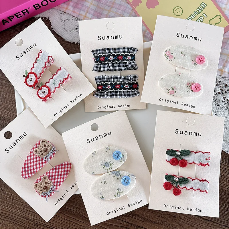 2pcs Fabric Embroidery Children's Hair Clips Floral Barrettes Headwear Bangs BB Clip Sweet Girls Hairpins Kids Hair Accessories 
2pcs Fabric Embroidery Children's Hair Clips Floral Barrettes Headwear Bangs BB Clip Sweet Girls Hairpins Kids Hair Accessories