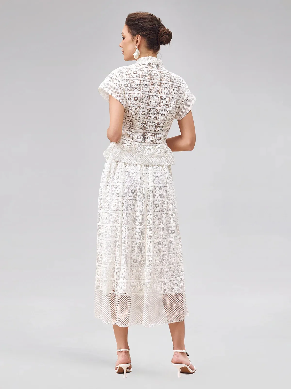 Women's Summer Lace Tops Short Sleeve Mandarin Collar Button Up Shirt Casual Fashion Blouse for Women Elegant Floral Lace Top
Women's Summer Lace Tops Short Sleeve Mandarin Collar Button Up Shirt Casual Fashion Blouse for Women Elegant Floral Lace Top