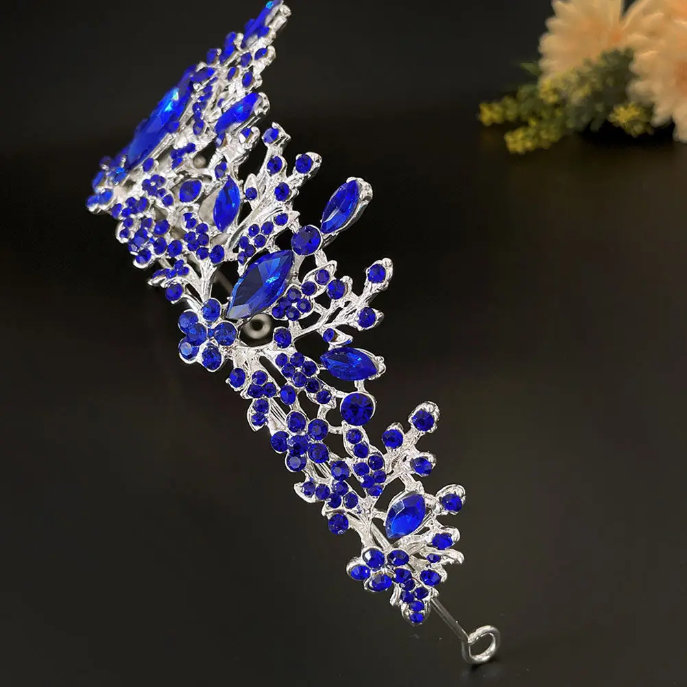 Синяя хрустальная свадебная тиара со стразами, легкая корона-ободок для невесты, элегантное украшение для волос на свадьбы и вечеринки
Синяя хрустальная свадебная тиара со стразами, легкая корона-ободок для невесты, элегантное украшение для волос на свадьбы и вечеринки